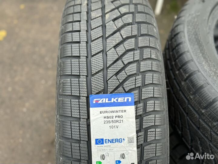 Falken Eurowinter HS02 Pro 235/50 R21 101V