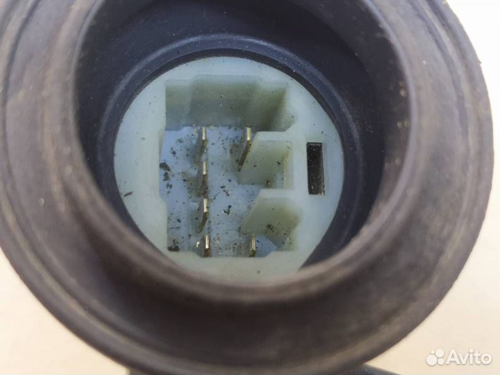 Стеклоподъемник электр. задний правый Toyota Rav 4