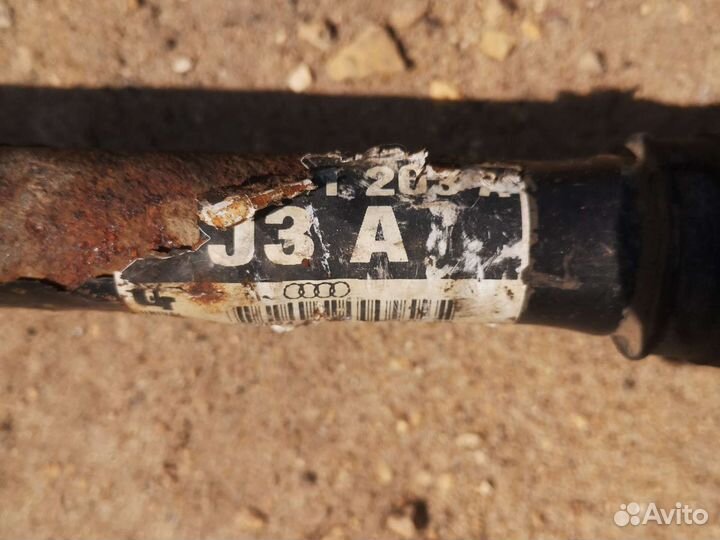 Привод Audi A4B5 задний