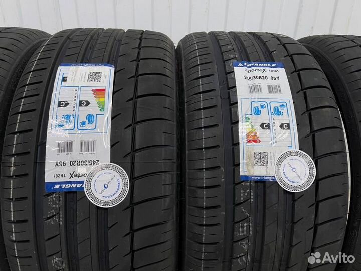 Triangle Sports TH201 255/30 R22
