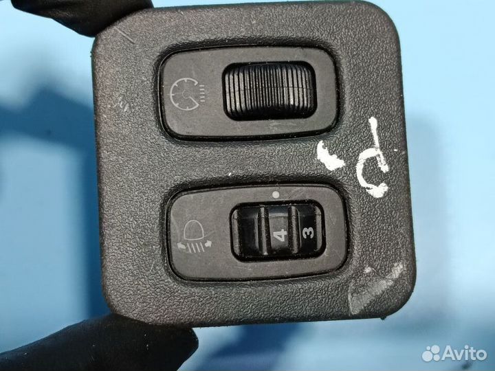 Кнопка корректора фар для Mitsubishi Lancer 9