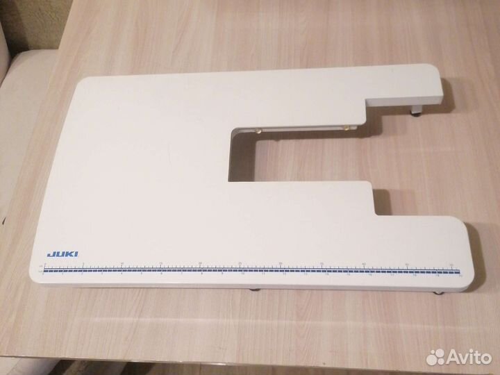 Стол для швейной машинки