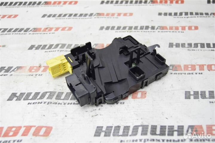 Блок управления подрулевых переключателей Шкода О