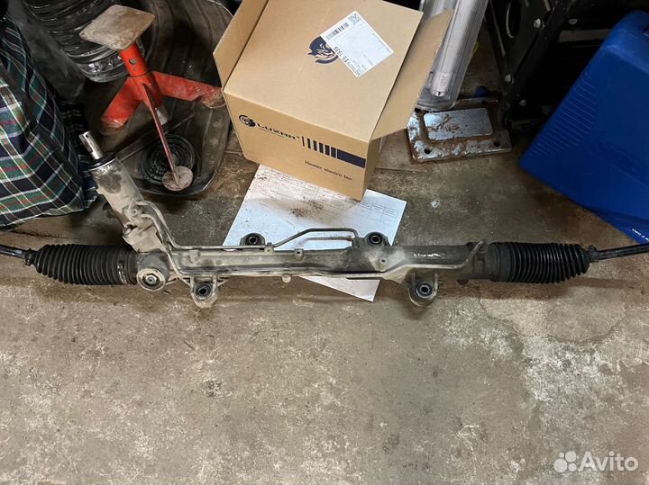 Рулейвая рейка VW T5