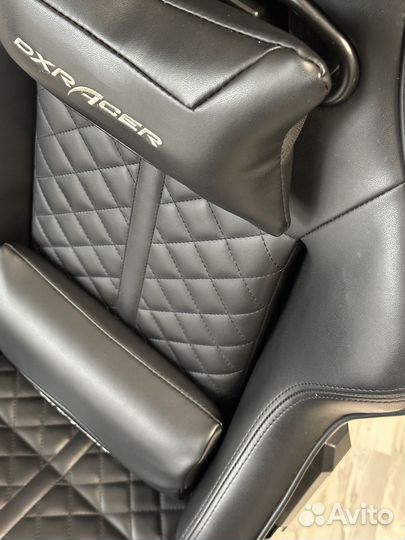 Компьютерное кресло dxracer