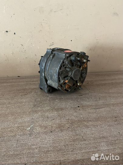 Генератор Passat B3 Audi 80 (026903015B)