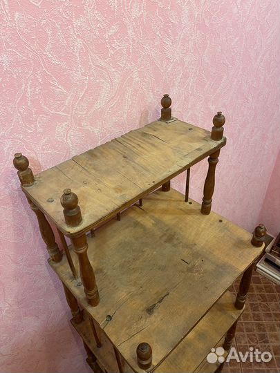 Антикварная этажерка