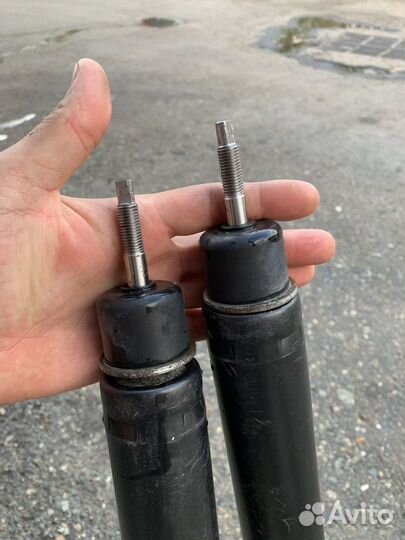 Амартизаторы w211