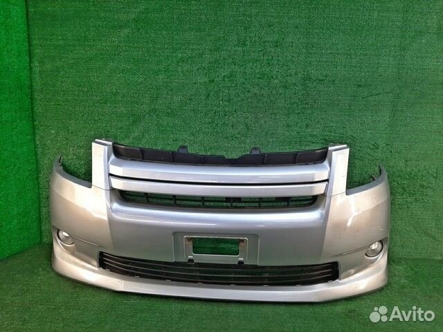 Бампер передний Toyota Noah