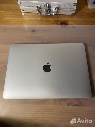 Macbook air m1