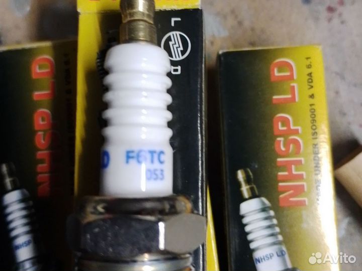 Свеча зажигания F6TC