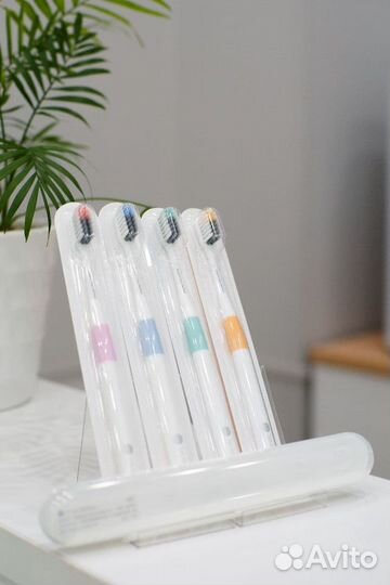 Набор зубных щеток Xiaomi Dr. Bei 4шт