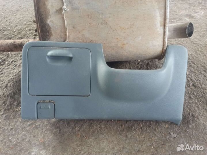 Накладка торпеды подрулевая Chevrolet Lacetti