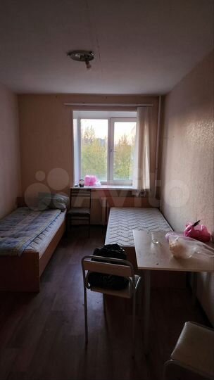 Комната 11,6 м² в 5-к., 8/9 эт.