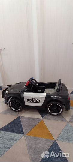 Детский электромобиль