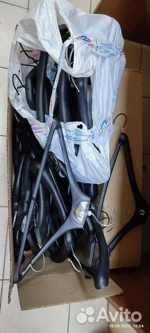 Вешалка для верхней одежды