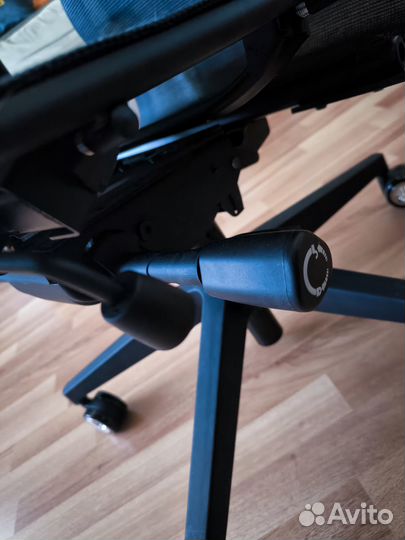 Новое Кресло компьютерное руководителя метта Samur