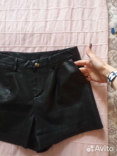 Шорты женские