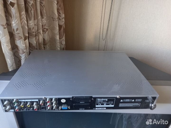 Видеомагнитофон Эленберг