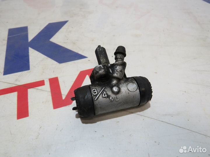 Цилиндр тормозной Зад Лево toyota premio ZZT240, N