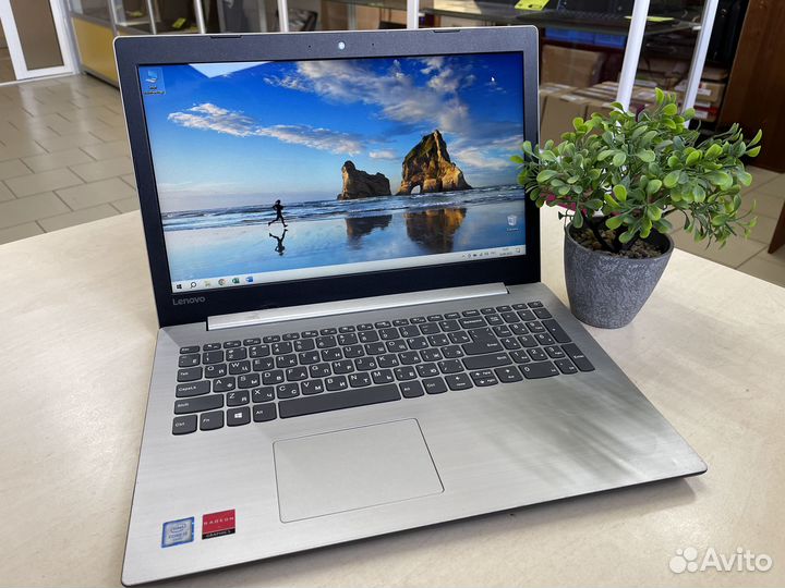 Ноутбук Lenovo/Core i3/Radeon/8GB/SSD