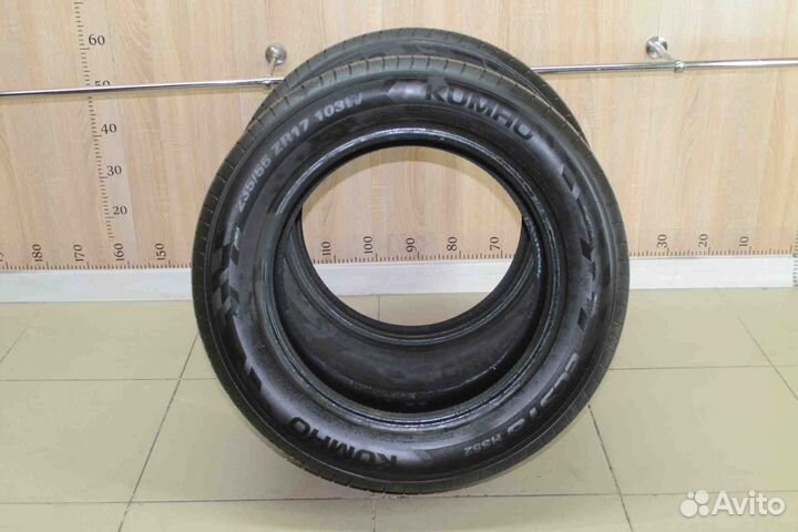 Kumho Ecsta HS52 235/55 R17 103W