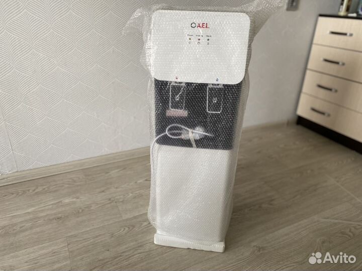 Куллер для воды новый в упаковке