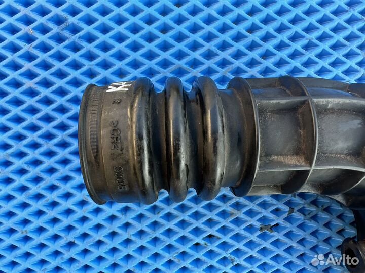 Патрубок воздушного фильтра Лада Калина