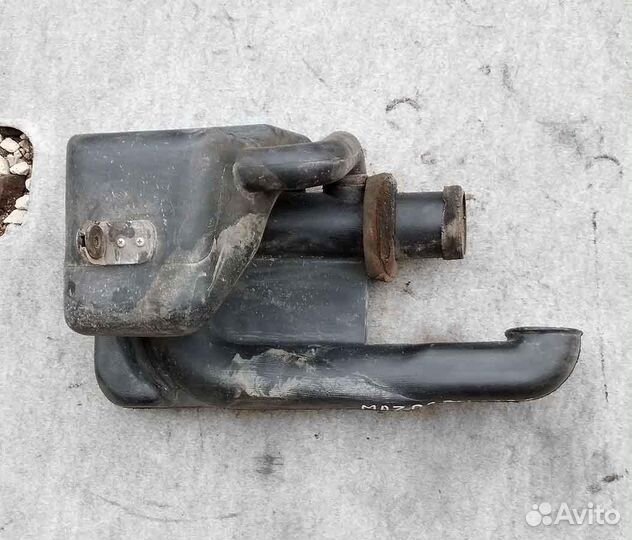 Резонатор воздушного фильтра Mazda 323F BJ