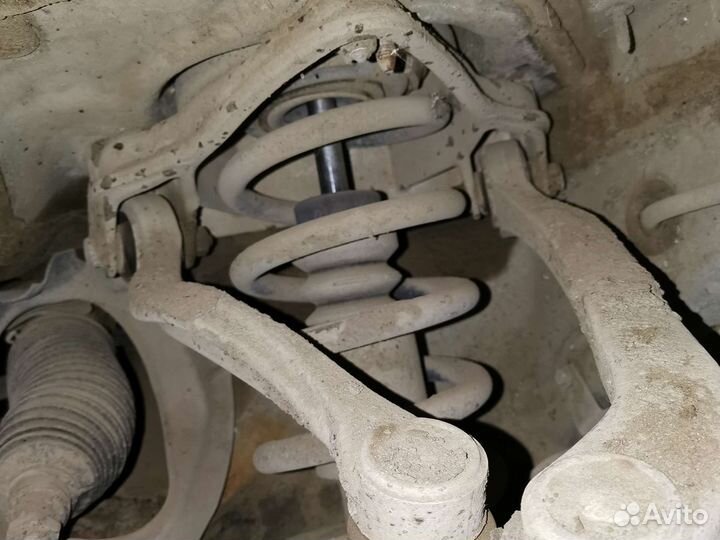 Передние стойки Audi A6 C6