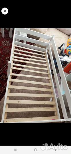 Детская кроватка