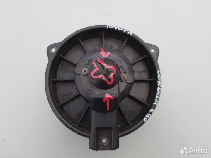 Моторчик печки Toyota Corolla E90 1987-1993