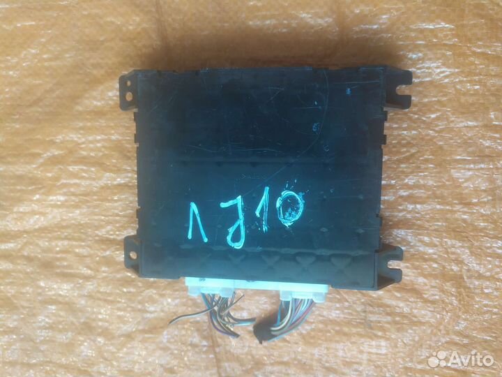 Блок Jaguar AW93-18D493-AC aw9318d493ac