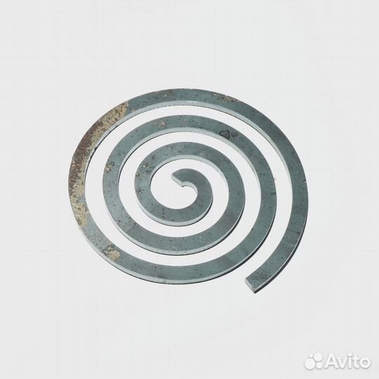 Круглая железная спираль Васту