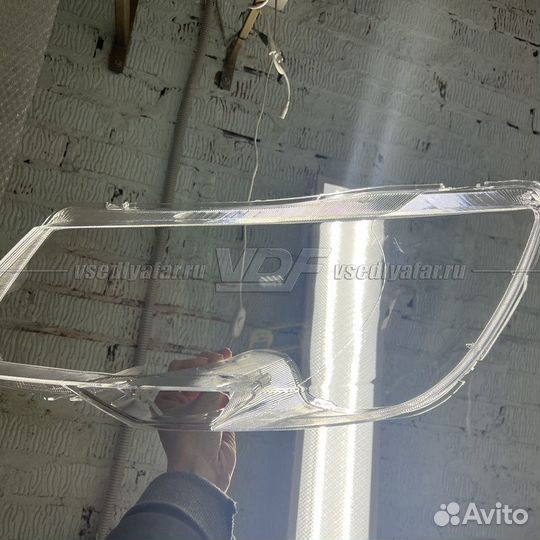 Уцененное стекло для фары Skoda Superb (B6) (2013