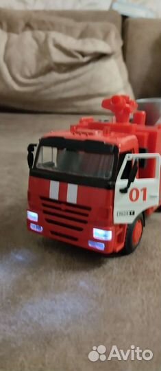 Машинка пожарная с баком для воды