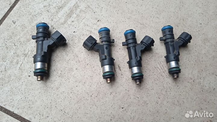 Форсунка mitsubishi 1.6 4A92