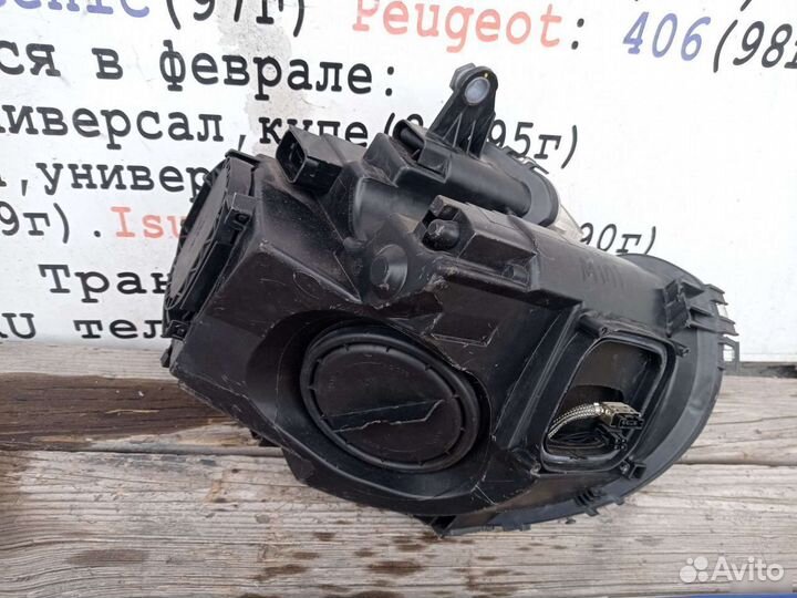 Леевый рульДефект крепл Фара левая mini cooper R56