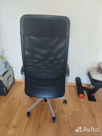 Компьютерное кресло IKEA markus