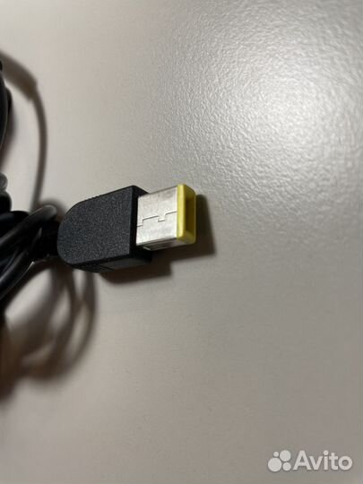 Блок питания Lenovo 45W, прямоугольный разъем