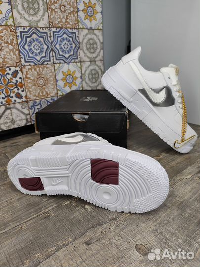 Кроссовки женские Nike Air Force 1