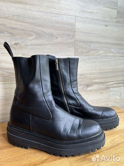 Кожаные ботинки Zara