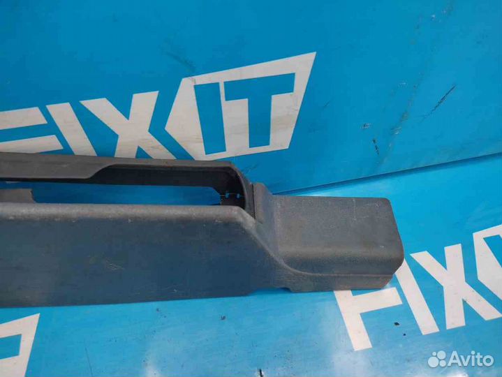 Кожух ручки ручника MB680341 Mitsubishi