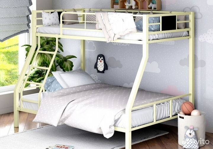 Кровати металлические двухъярусные