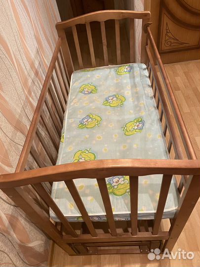 Продается кроватка для новорожденных