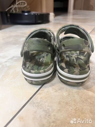 Сандалии crocs c12