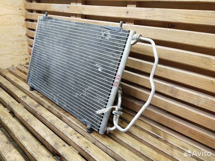Peugeot 206 1.4 - Радиатор кондиционера