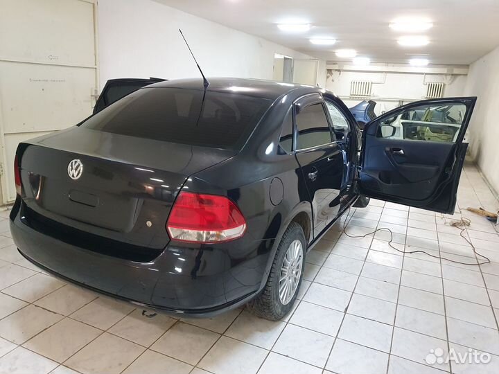 Кронштейн компрессора фольксваген поло 2012 год