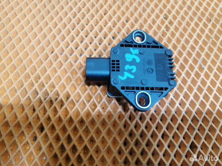 Датчик ускорения Audi A6 C6 4F AUK 2007