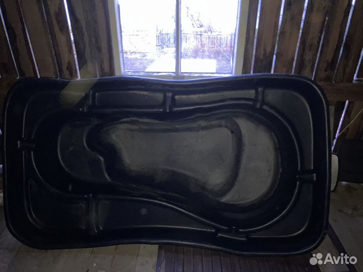 Пруд садовый